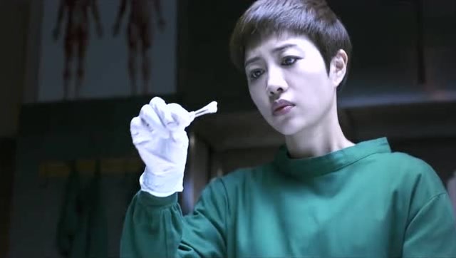 《骨语》三名死者同一天中了同一种毒?连环投毒案?