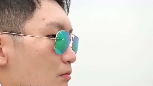 《变形计》土豪潘怡行觉得朋友比家人重要,这三人在一起天天打架