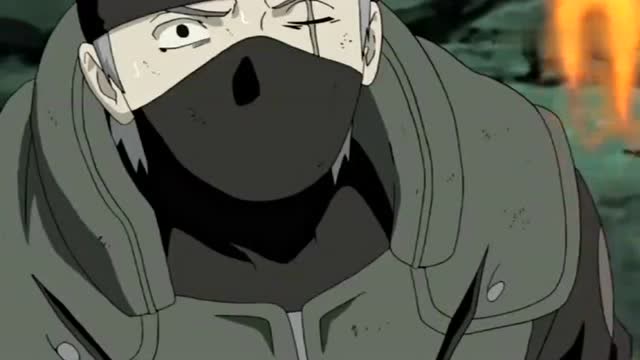 卡卡西差点被带土嘴遁,最后时刻鸣人一敌二