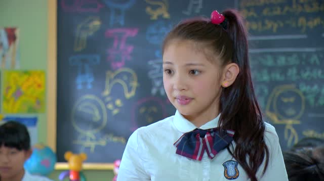 《舞法天女朵法拉》安真真被喷是"大忙人啊"