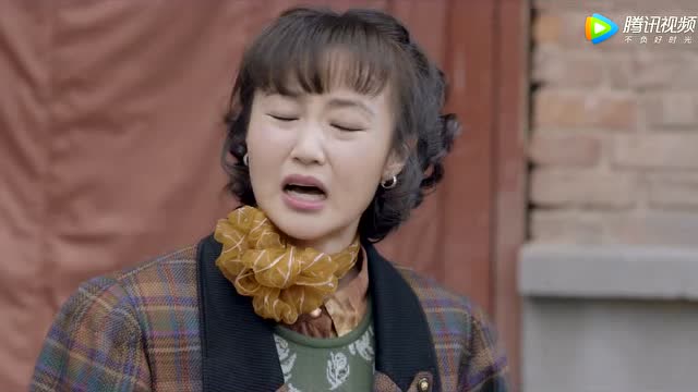 黄大妮:街坊们的闲言碎语就是多,二凤听到后就去给那些人理论