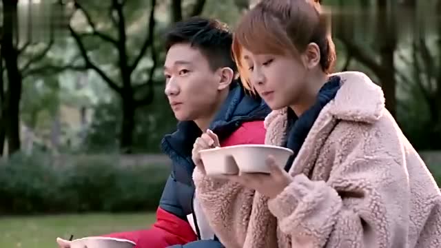 欢乐颂2应勤告诉小蚯蚓他在上海买了房还有车,小蚯蚓激动了