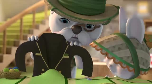 新熊出没:凯特爸爸缝衣服闹出了"笑话"把衣服和沙发缝到了一起