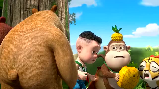 熊熊乐园:虎妞把吉吉的菠萝背包弄的黏糊糊的,虎妞却嚎啕大哭