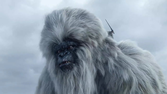 白猿大战妖兽,面对比自己体型大十倍的对手也丝毫不惧