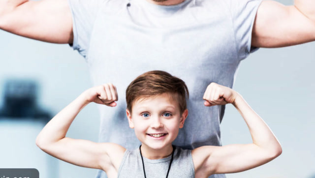 世界上最强壮的男童,6岁练就一身结实肌肉,比成年人还猛!