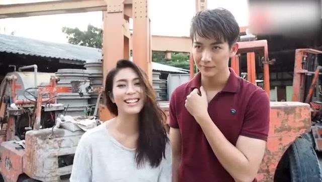 推哥push和未婚妻jui合体拍摄praew杂志