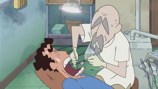 小新第一次感受到这如此舒服的看牙,这表情也是醉了