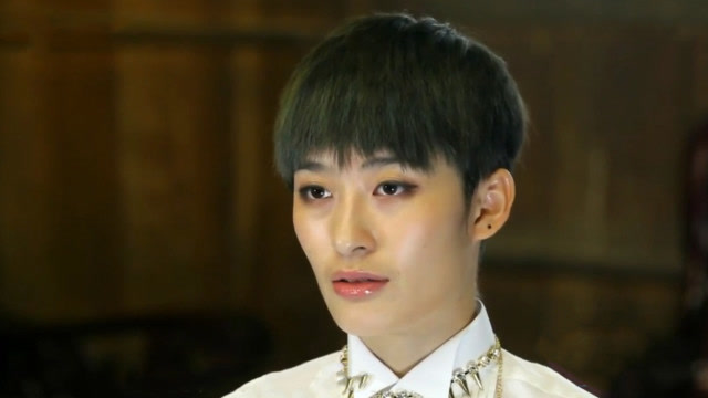 关诗敏曾轶可山村教学,孩子们纷纷说出自己的梦想,太可爱了