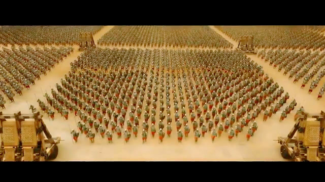 史诗级恢弘战争大场面,经费在燃烧,箭如雨下,冷兵器大战燃到爆