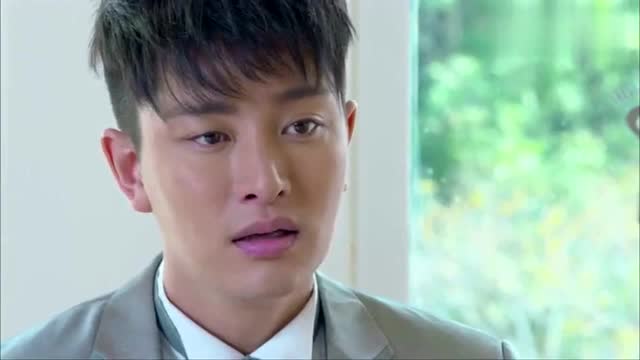 产科男医生-钱小小穿婚纱登场,左右愣了,终于在一起了