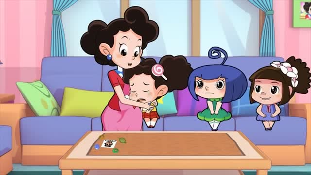 棉花糖和云朵妈妈:小苹果拿出自己以前的奶嘴,真的好可爱啊
