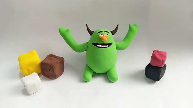 小歪的粘土小课堂,这只毛怪都绿到发光惹,好像就差一顶绿帽子咯