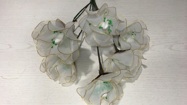 漂亮的丝网花《白玉兰》见过的人不多,简单就能做出来
