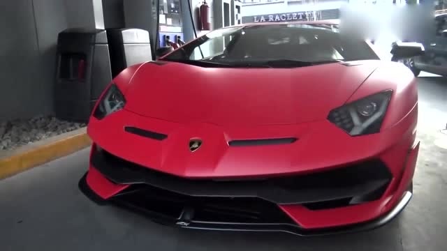 实拍八百万兰博基尼加油!确认过眼神是我加不起的车