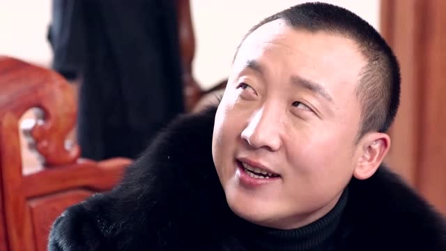 李安奎见铁大壮分外眼红,两人暗中较劲
