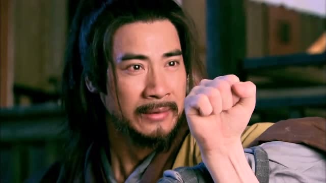 杨康被欺负,杨铁心不服出气,他们打着打着竟抱一块儿去了