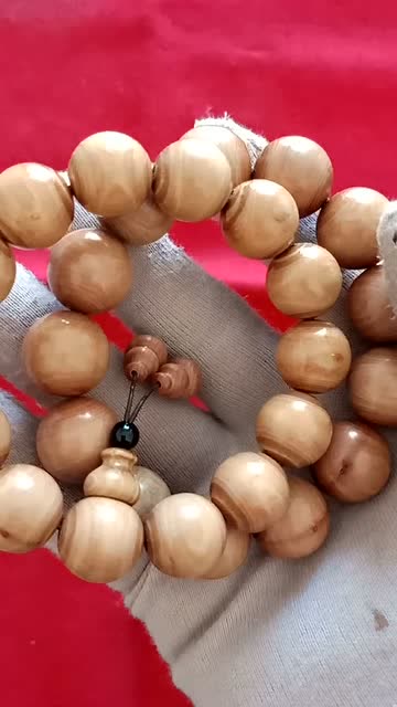 扁枣胡子手串加工完成