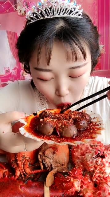 吃货小仙女麻辣爆头八爪鱼