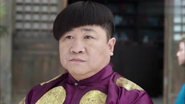 方哈儿请老汉吃饭,见老汉吃完5碗面仍嫌少后,便直感叹好饭量