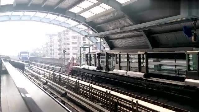 广州地铁6号线长线l3型横沙站台出站