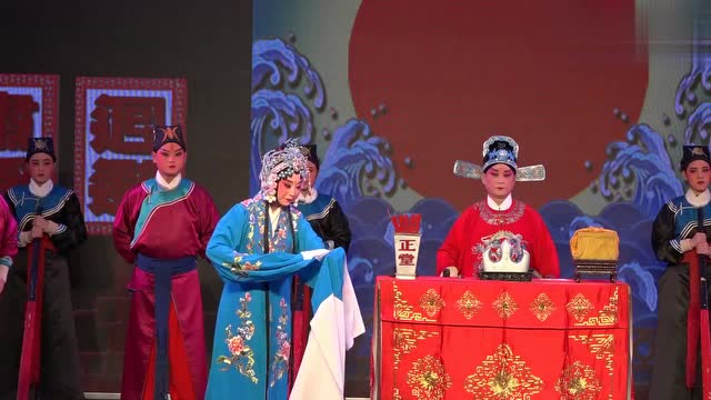 曲剧皇后张新芳再传弟子梁雅晴《陈三两》选段,美女唱的真棒!