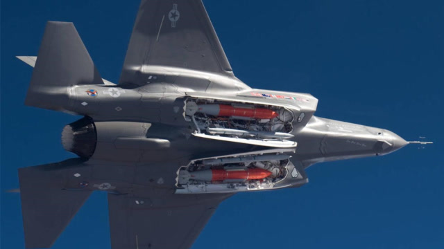 苏57在地中海发动闪电战,美舰雷达毫无反应,五角大楼下令彻查