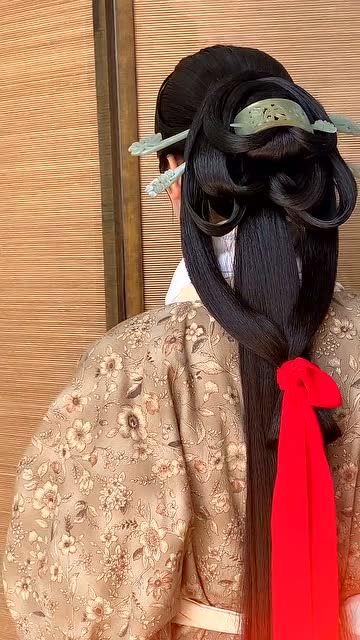 秦朝妇女发型图片