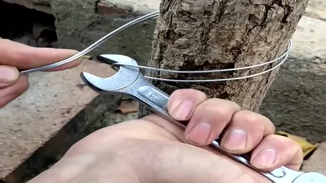 铁丝这样打结,简单又实用!这才是最正确的做法!