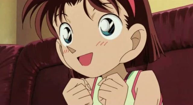 名侦探柯南步美看到精彩的表演妈妈过来叫她去洗澡