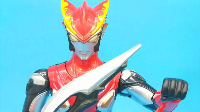 奥特变身变形合体 罗索奥特曼烈火形态