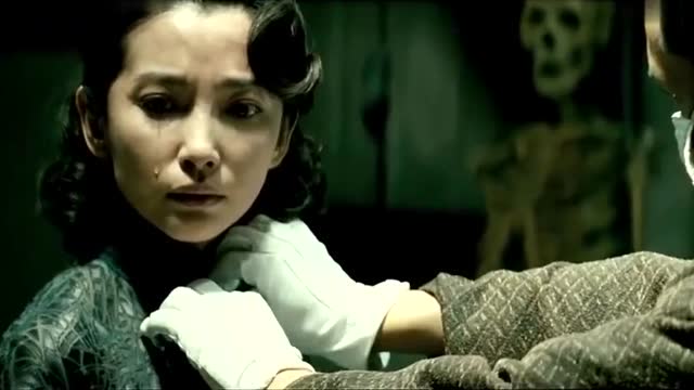 风声:武田长拿尺子量女犯人身体,对女犯人进行精神摧残