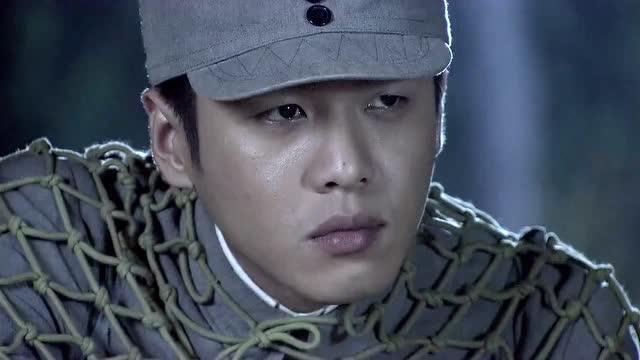 雪豹特种小队考核来真的,10人小队不开一枪端掉据点