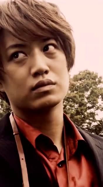 假面骑士帝骑名场面,来自王小明的暴力美学,这一幕简直帅呆了!