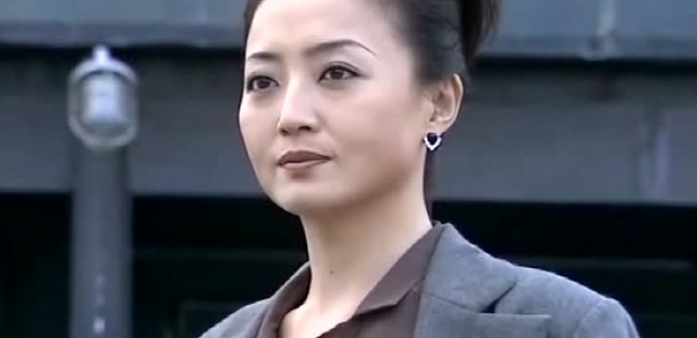 五号特工组:高露演的日本人真美,女少佐看见都要称一声:小美人