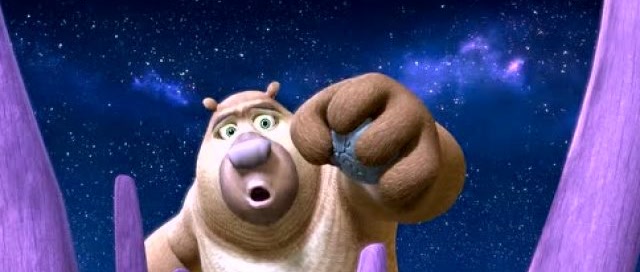 熊出没之雪岭熊风:大白熊连睡觉的样子,都是那么可爱