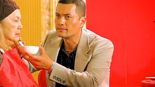 《导火线》里面的渣哥简直不要太帅,霸气侧漏,这才是老大的样子!