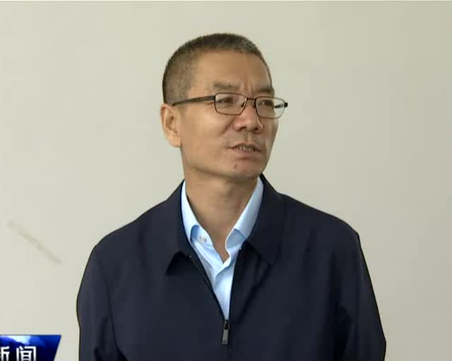 1刘士海看望教师向全旗广大教师和教育工作者致以节日问候