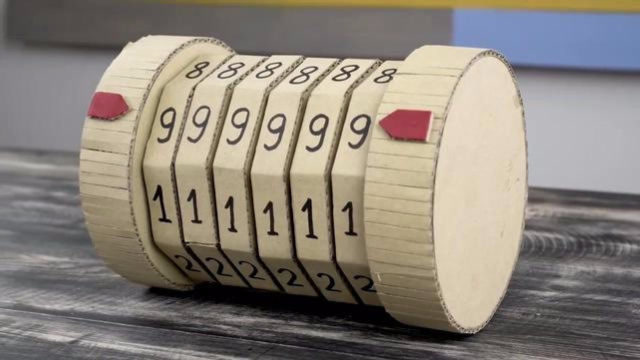 创意diy:牛人教你如何利用硬纸板制作出6位数密码锁