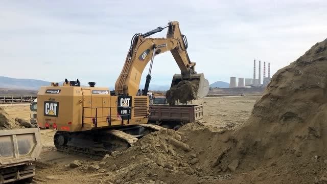 卡特6015b大型挖掘机 钢铁大玩具