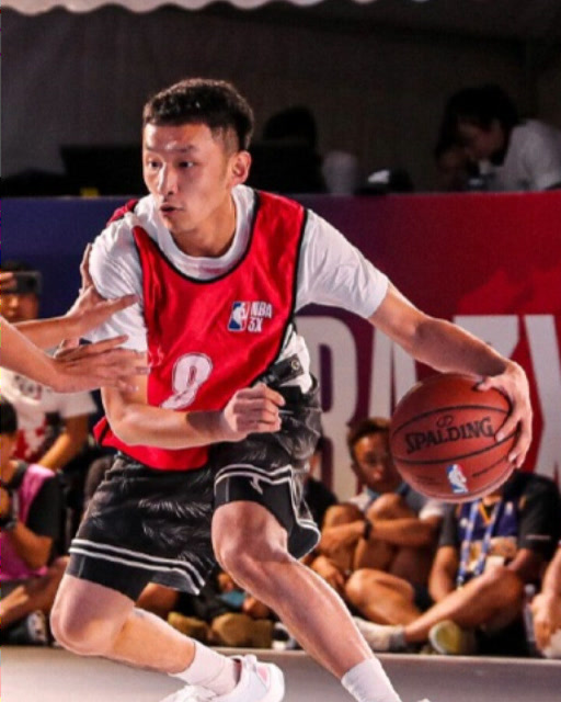 你的运球有他快吗街球手赵强实战过人如麻