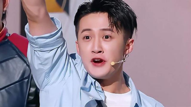 檀健次爆笑小品来袭,台风稳健包袱不断,引爆全场气氛!