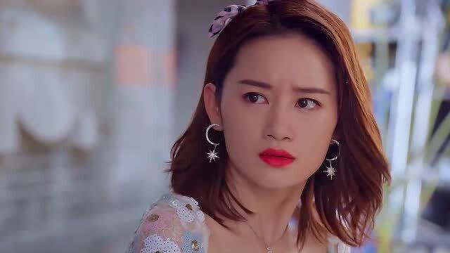 小作精女明星拍戏现场,轧戏还各种耍大牌,金牌经纪人都扶不起来她!