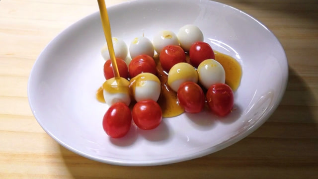 小番茄炒鹌鹑蛋图片