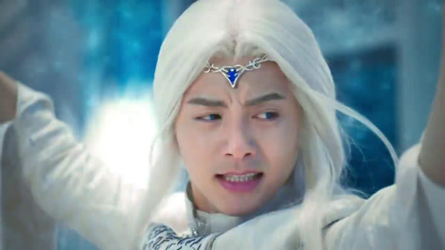 幻城:七圣者要杀樱空释,不料樱空释体内真神血脉觉醒,一招反杀