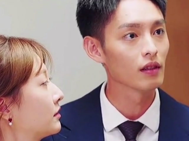 厉腾跟念初求婚之际,却得知星星不见了