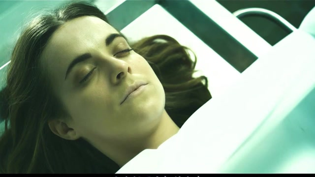 《安娜·弗里茨的尸体》女明星意外身亡,尸体却被入殓师亵渎,结局大快