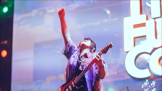 第四届孩迷全国乐队大赛少年组冠军cool,济南迷笛唐舞台现场演奏原创