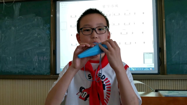 学生陶笛演奏《蜜雪冰城》