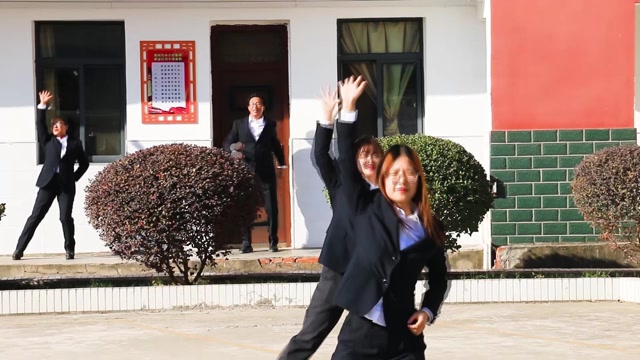 宜昌高新区白洋小学减压操